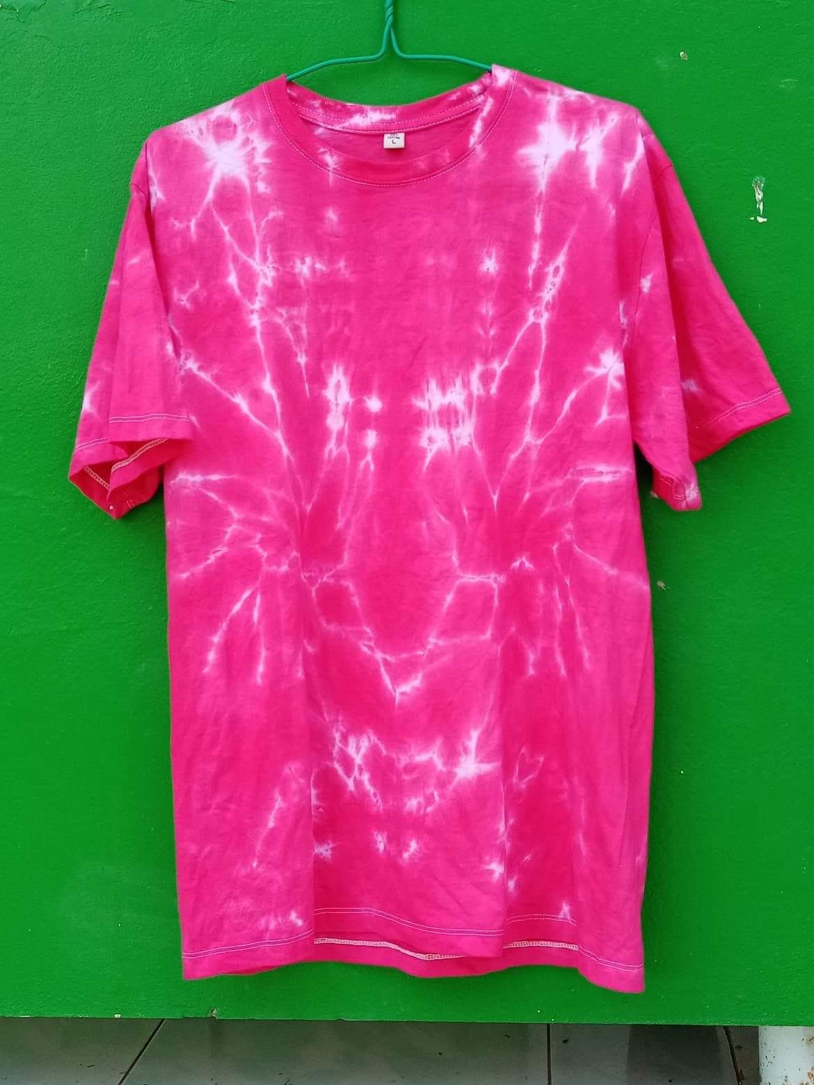 เสื้อมัดย้อม thumbnail