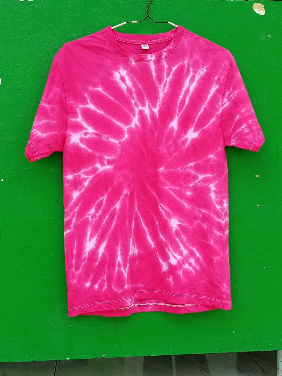 เสื้อมัดย้อม thumbnail
