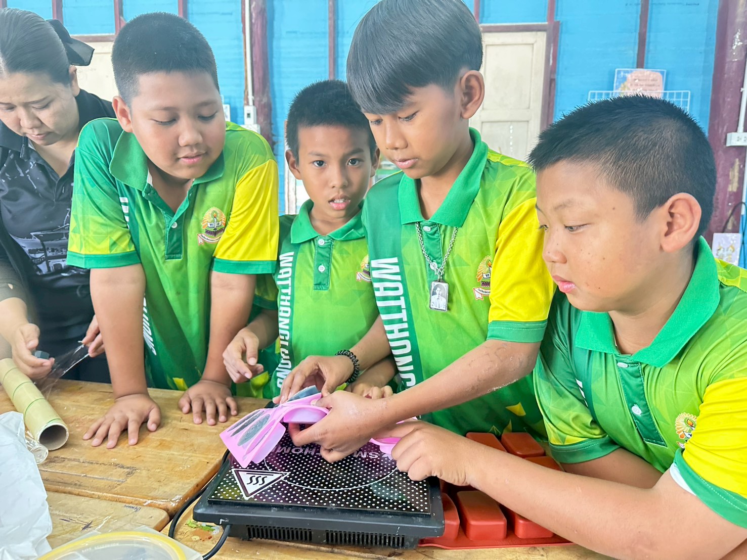 สบู่ล้างมือจากอัญชัญ thumbnail