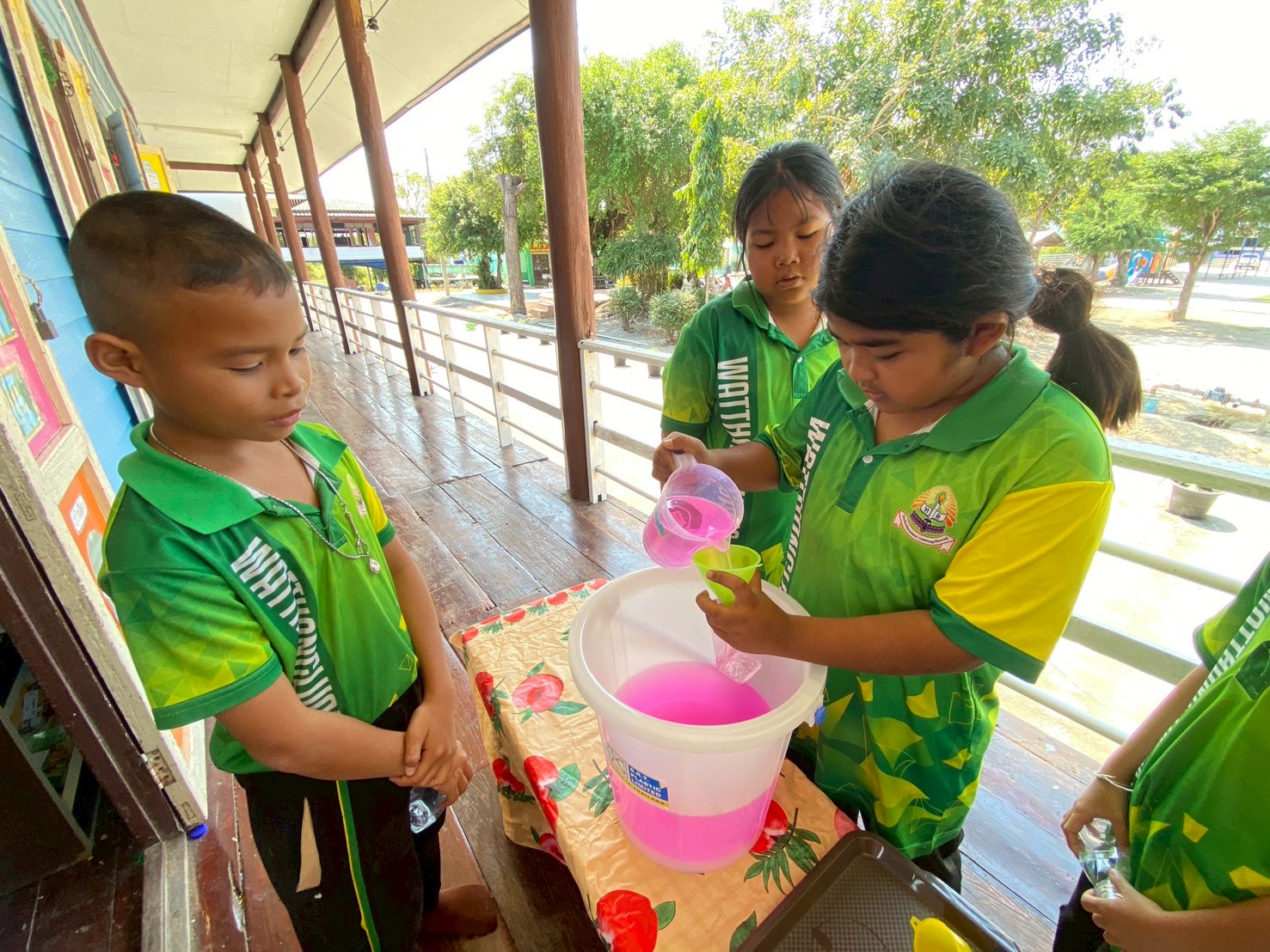 น้ำยาถูพื้นออเเกนิค thumbnail