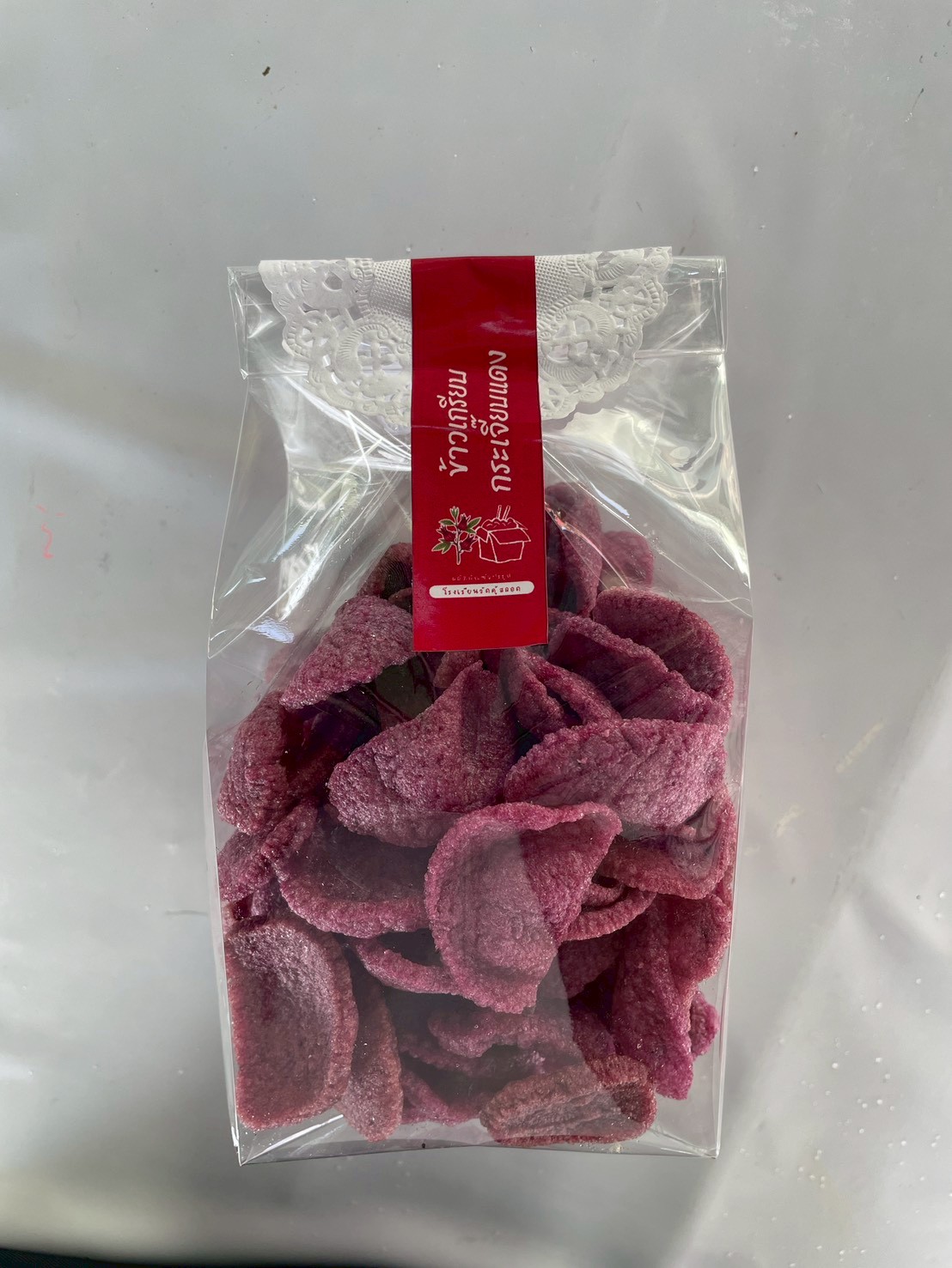 ข้าวเกรียบกระเจี๊ยบแดง